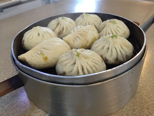 在哈爾濱旅游三天，主要想品嘗美食，有人能推薦一下路線嗎？