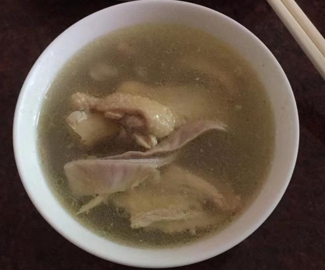 在這樣北風(fēng)呼嘯的日子里，想吃點(diǎn)暖心又暖胃的美食，大家有什么推薦嗎？